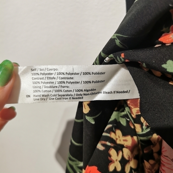 BAND of gypsies small floral bustier romper - Picture 10 of 10